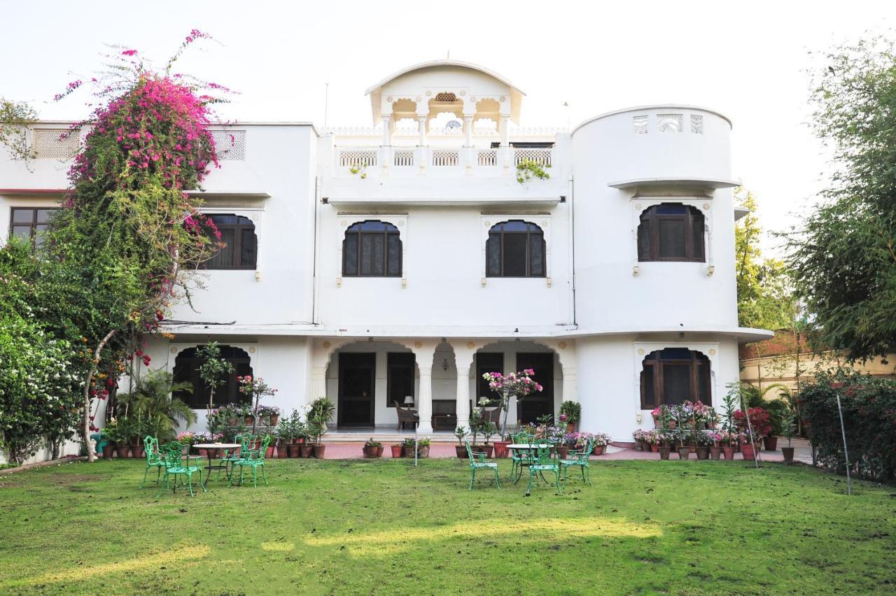 Hotel Meghniwas Jaipur Bagian luar foto